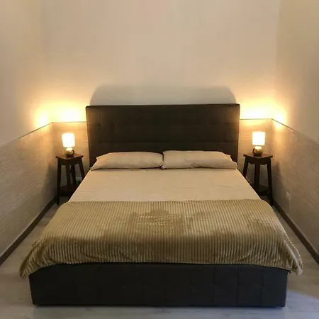36 Via Santa Chiara * Turin